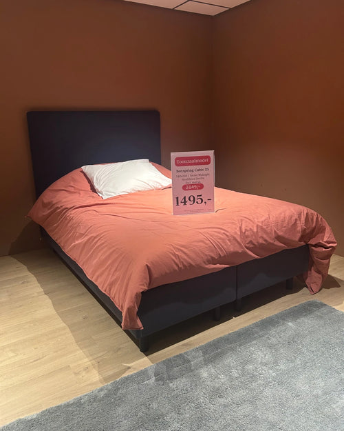 Toonzaalmodel boxspring Cubic 25 van Beka