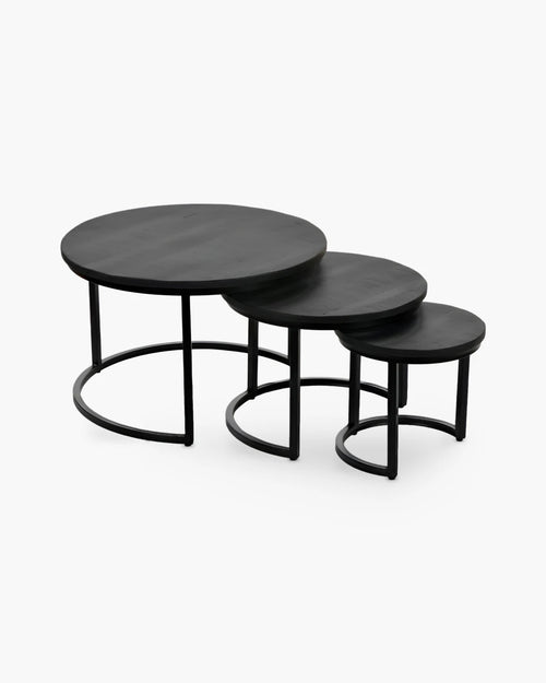 Set van 3 ronde salontafels in tropisch hardhout