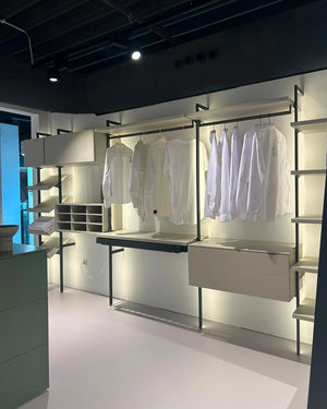Toonzaalmodel open dressing met toebehoren, foto 2 van 2