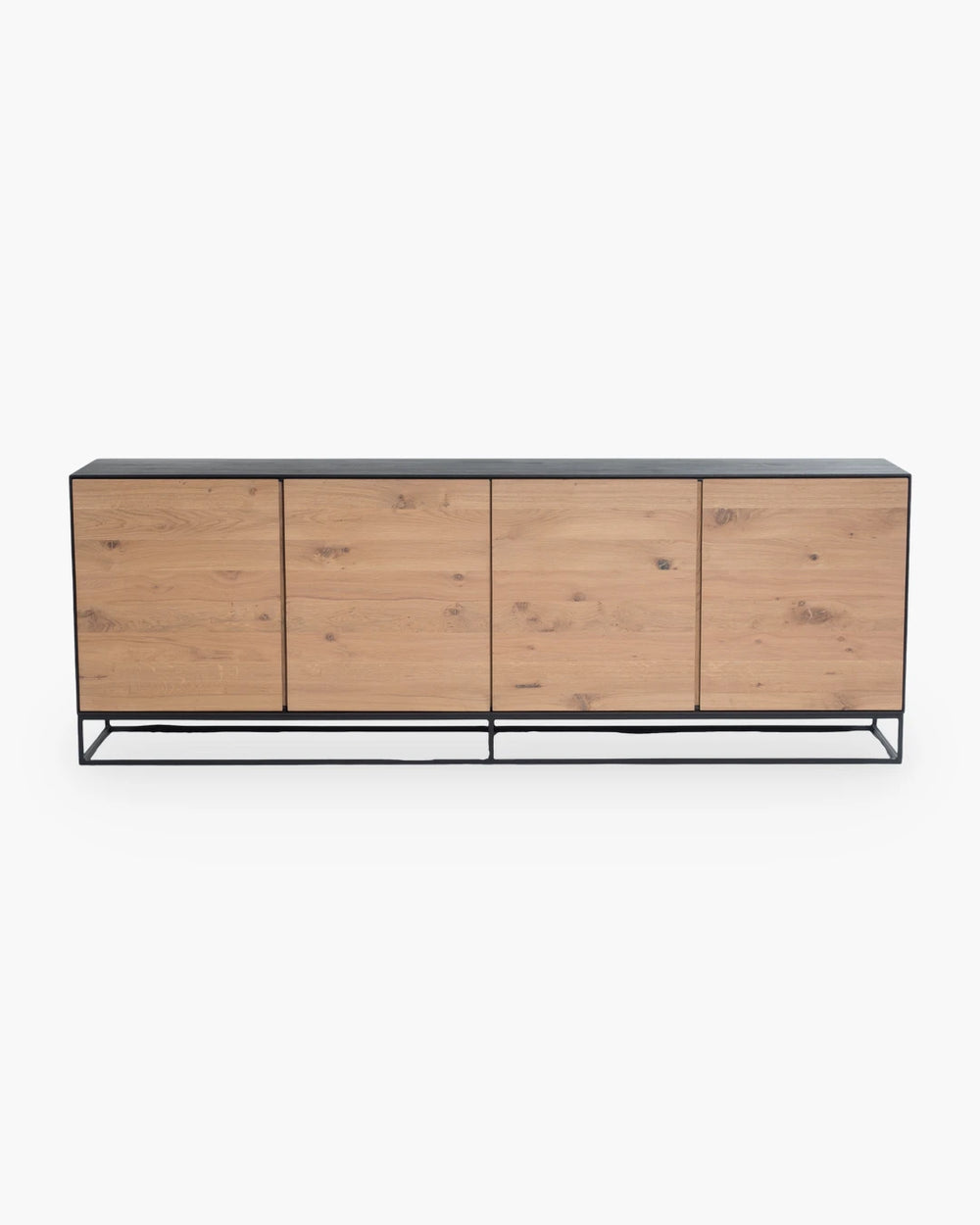 Dressoir 4 deuren van Studio Puro in hout