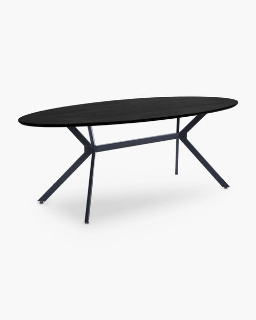 Ovale eettafel Bruno van Woood in zwart hout