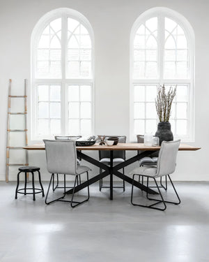 Teak eettafel Timeless van Must Living, foto 5 van 9