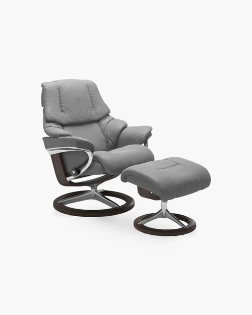 Relaxzetel Reno Signature met voetenbank van Stressless in grijs leder