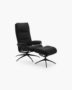Relaxzetel met voetenbank Tokyo High Back van Stressless in zwart leder