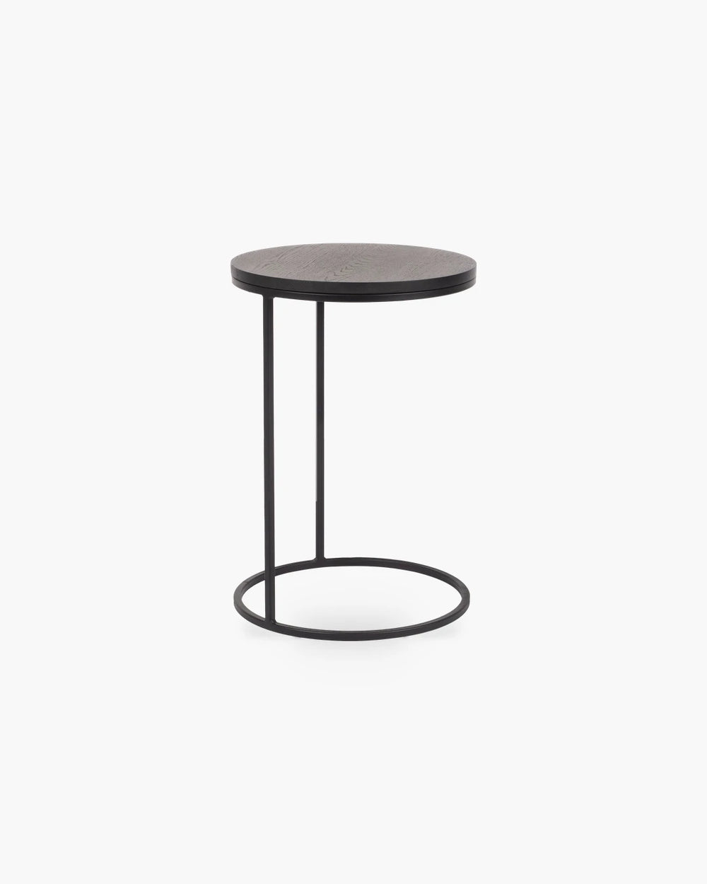 Ronde bijzettafel van William Winston in zwart hout