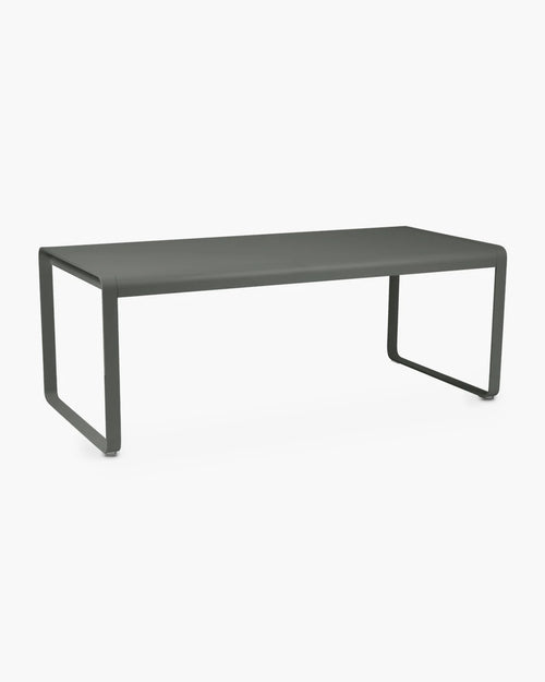 Rechthoekige tuintafel Bellevie van Fermob in metaal