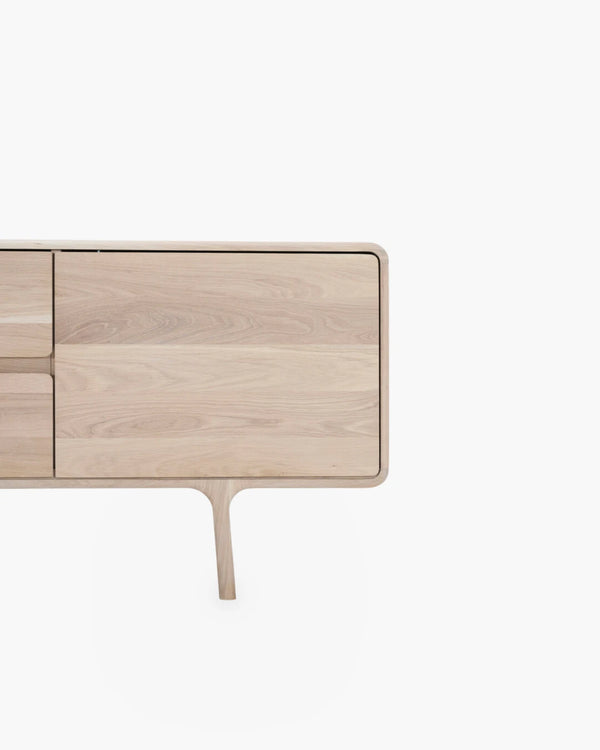 Dressoir Fawn 180 cm van Gazzda, foto 4 van 5