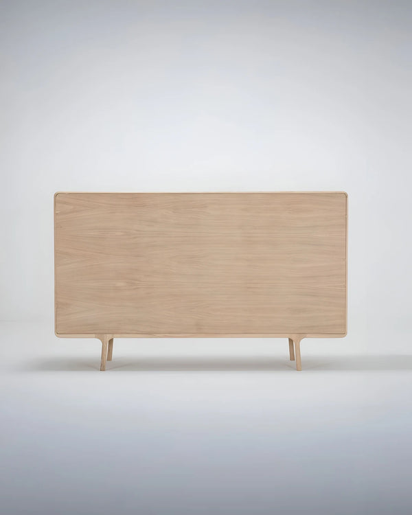 Highboard Fawn van Gazzda, foto 4 van 5