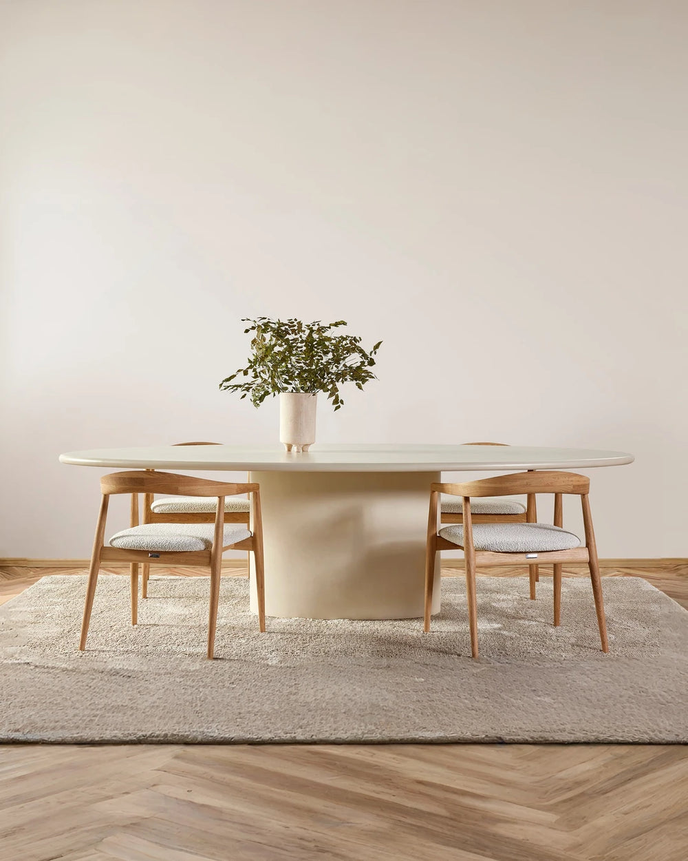 Ovale eettafel Microskin in ecru