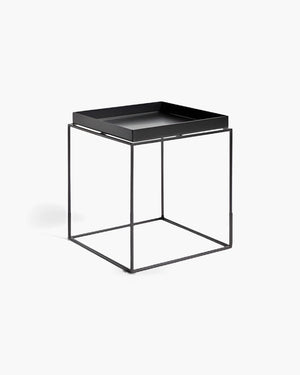 Bijzettafel Tray van Hay in zwart metaal