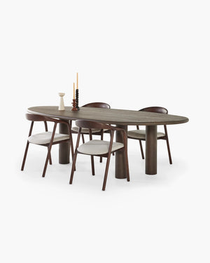 Organische eettafel - 3 poten van Tafel Atelier, foto 3 van 9