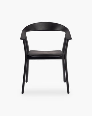 Design armstoel Rhomb in zwart eiken van Prostoria, foto 2 van 2
