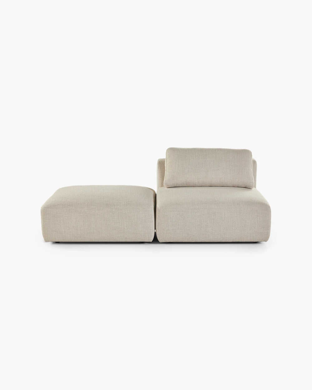 Fauteuil Lily met poef van Soofa! in stof