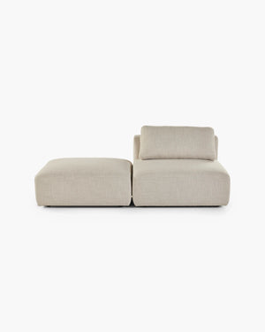 Fauteuil Lily met poef van Soofa! in stof