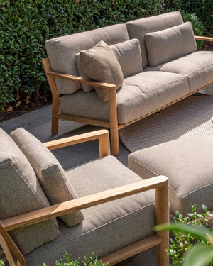 Outdoor loungebank Lucas 208 cm van 4 Seasons Outdoor in beige teak