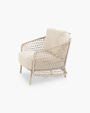 Outdoor loungestoel Puccini van 4 Seasons Outdoor in beige stof