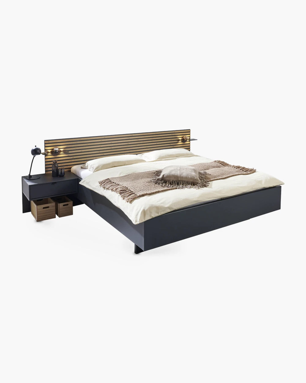 Bedkader 180x200 cm van Wiemann in grijs hout