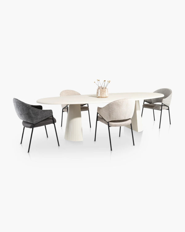 Organische eettafel Lund van Xooon, foto 2 van 3