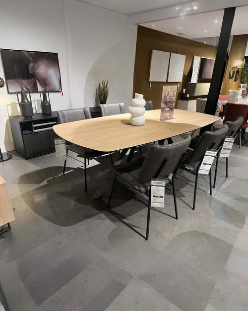 Toonzaalmodel Xooon tafel Minato