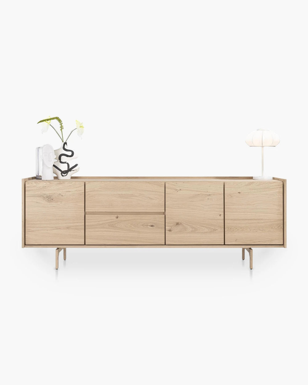 Dressoir Valgard met 3 deuren en 2 lades 230 cm van Xooon in hout