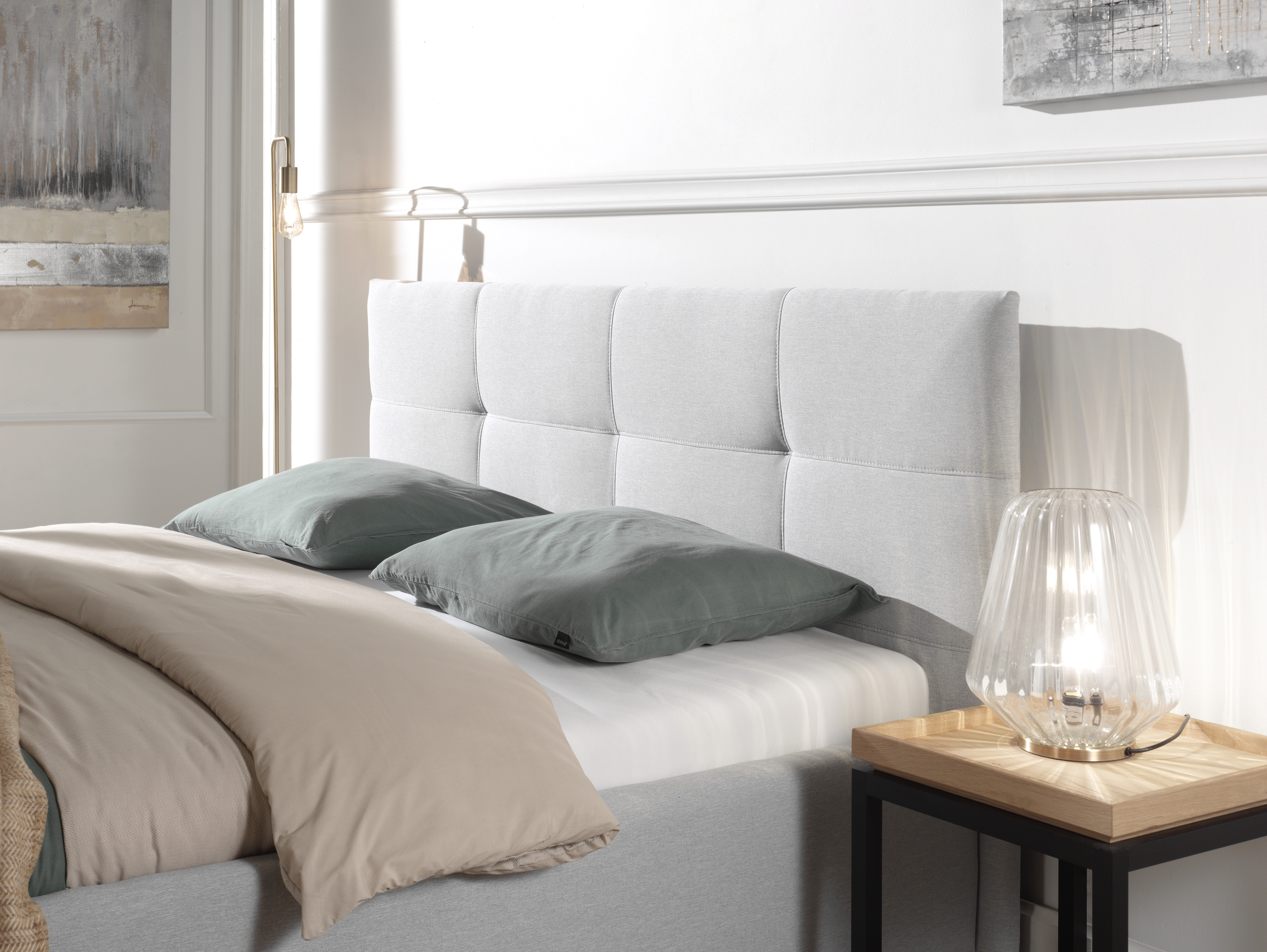 Bed 180 x 200cm