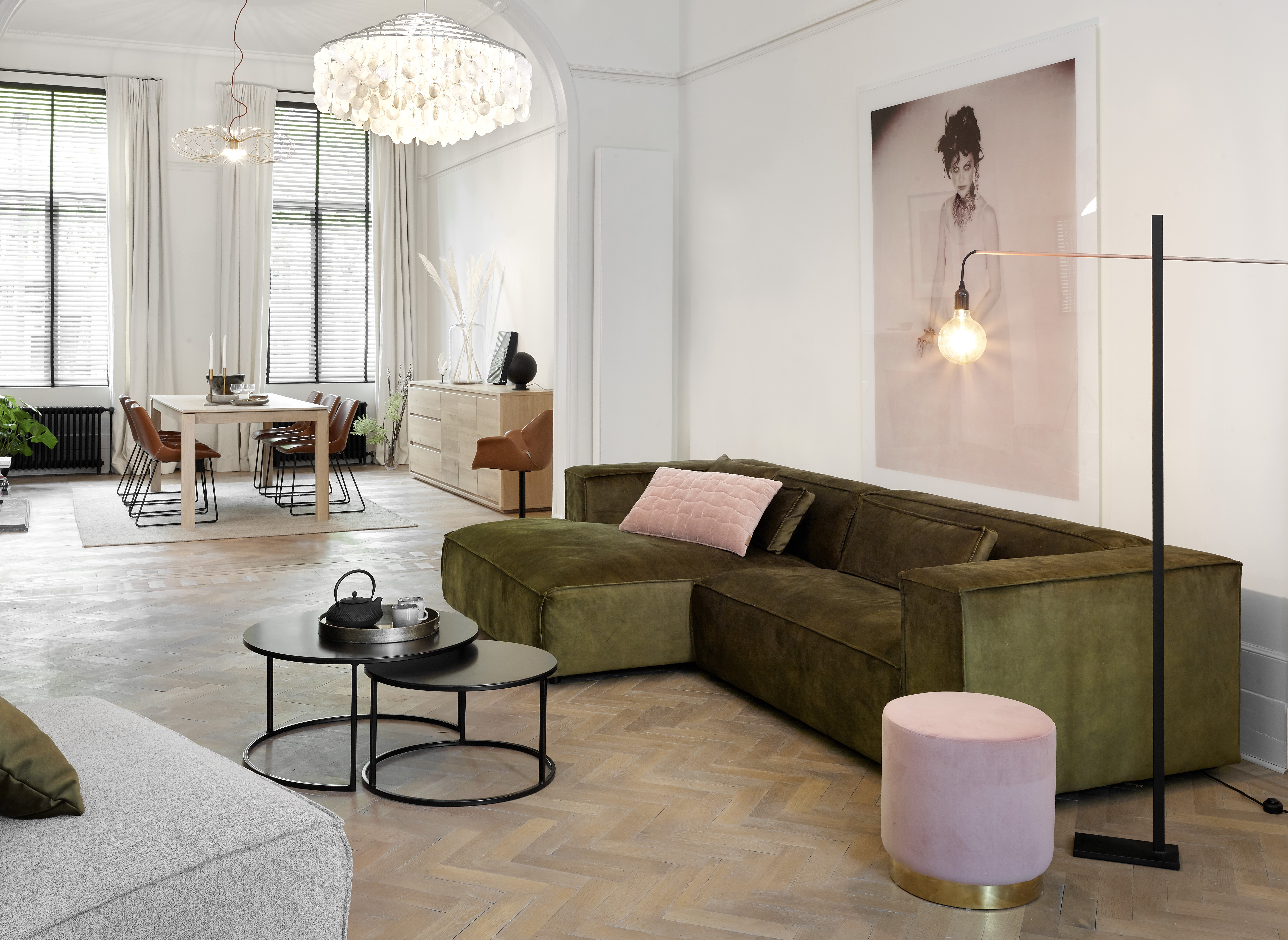 Velvet hoeksalon met longchair (links) - Moss groen