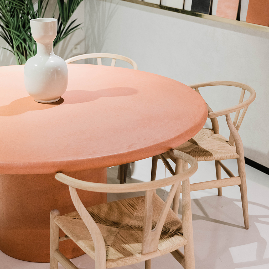 Ronde tafel mortex/mediterrano - roze