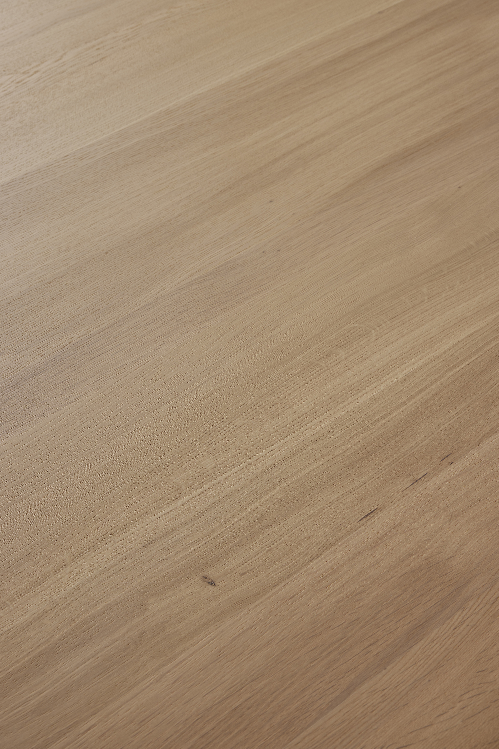Ronde tafel diam.140cm - massief eik/zwart metaal