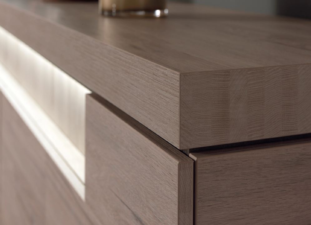 Dressoir met 4 deuren en 2 lades - licht eiken