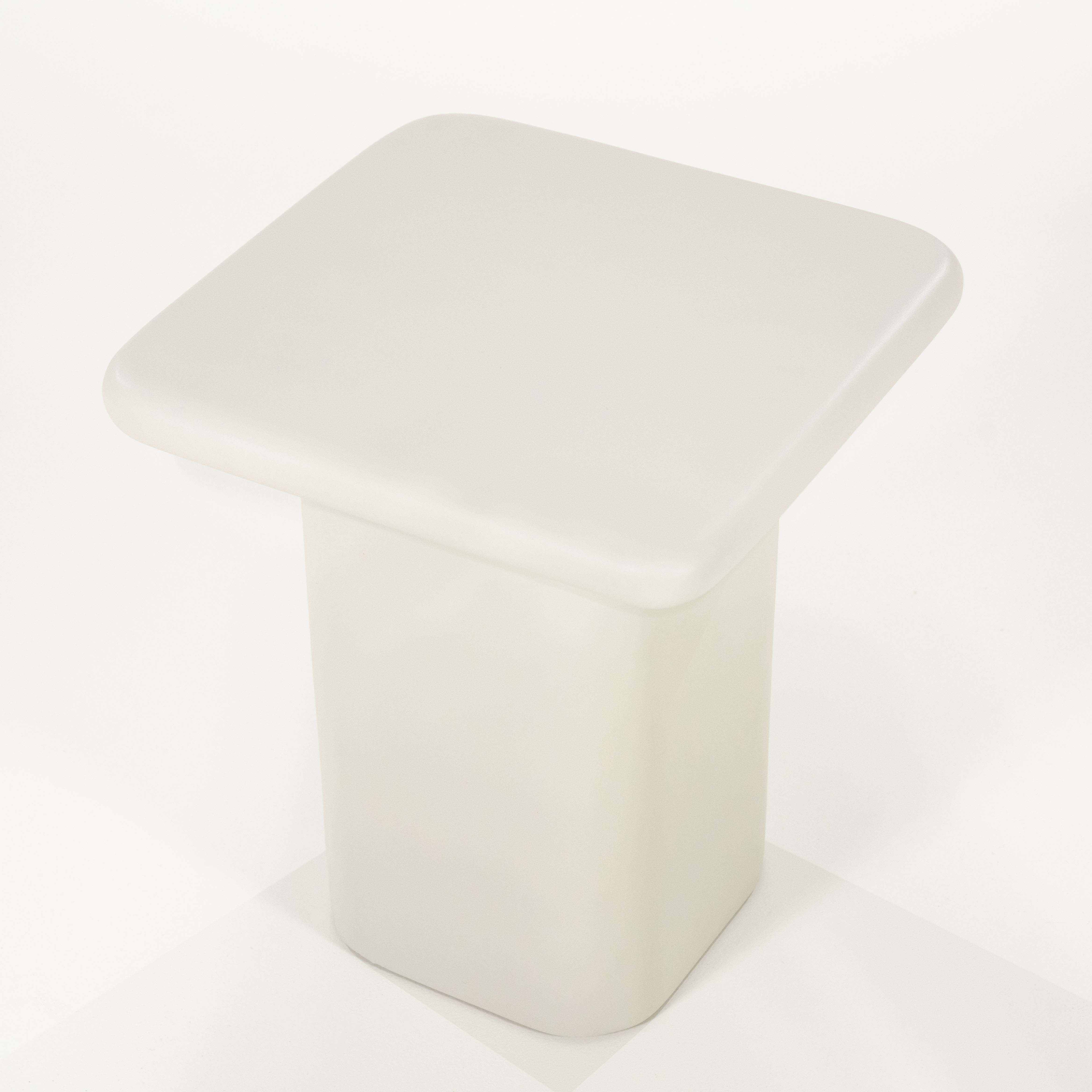Bijzettafel 40x40cm - mdf/cement