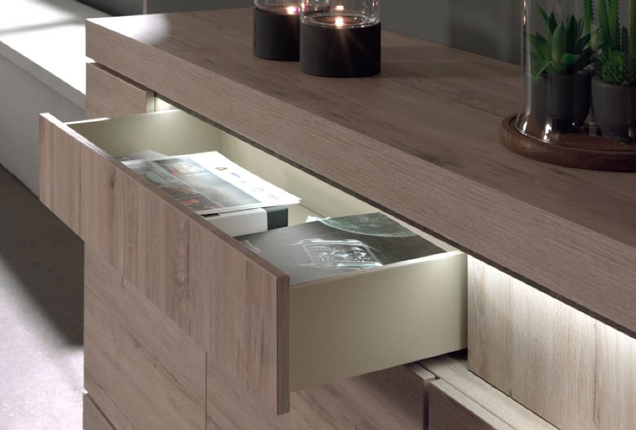 Dressoir met 4 deuren en 2 lades - licht eiken