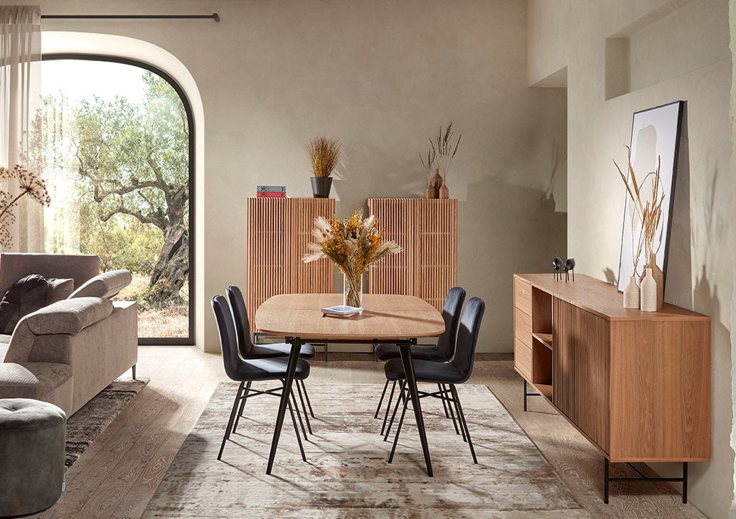 Uitschuifbare eettafel 180/270 x 105cm