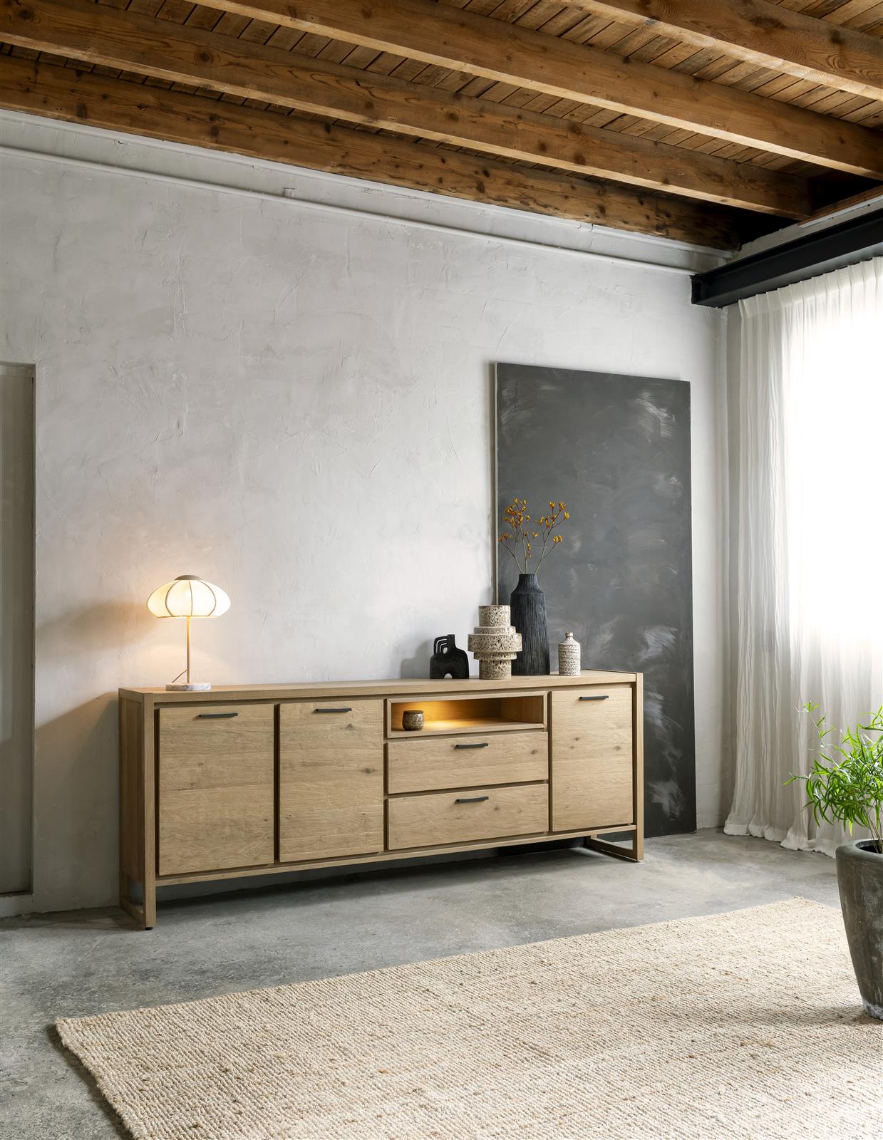 Dressoir Nystead met 3 deuren en 2 lades - natuur eiken