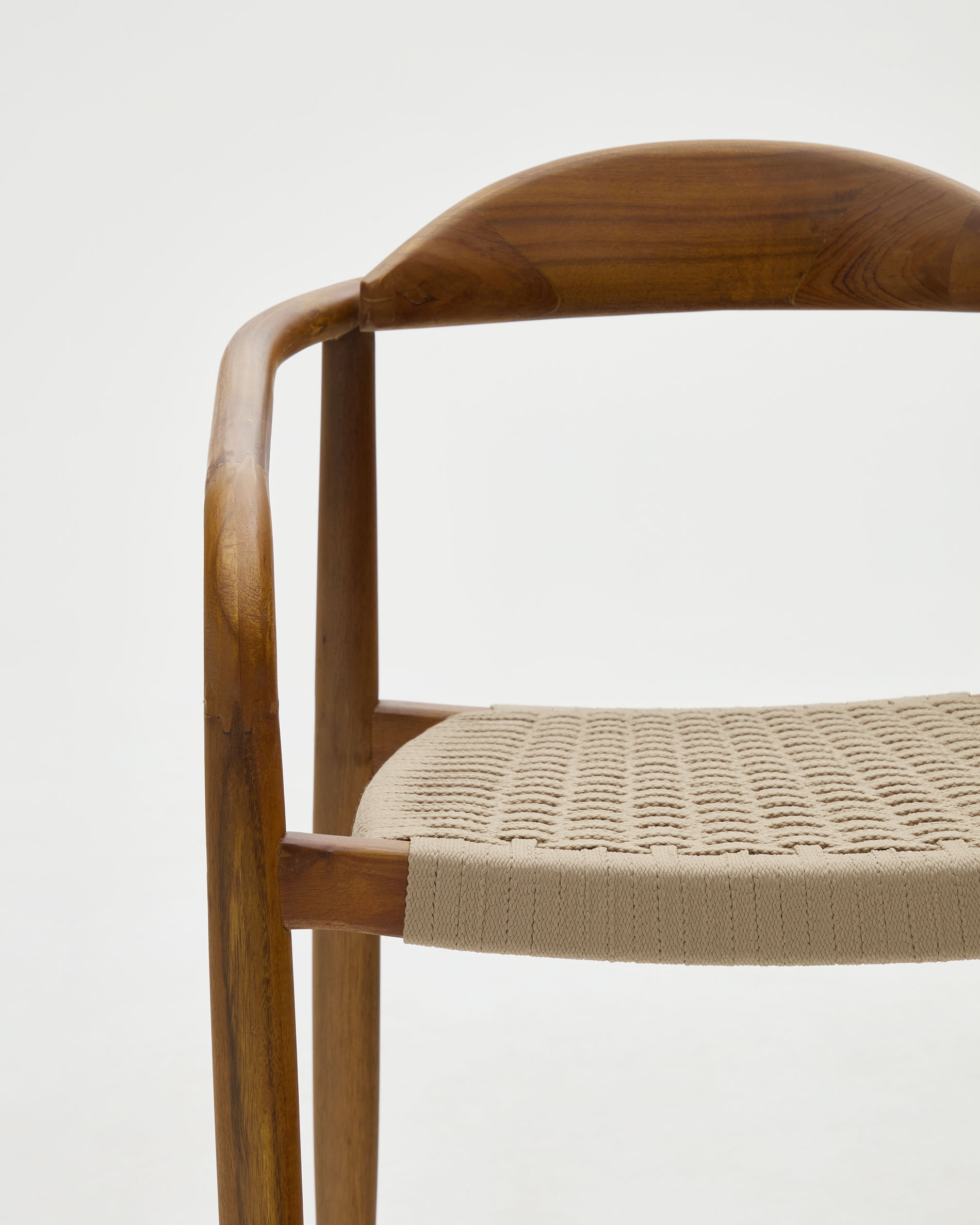 Houten armstoel stapelbaar - walnoot acacia