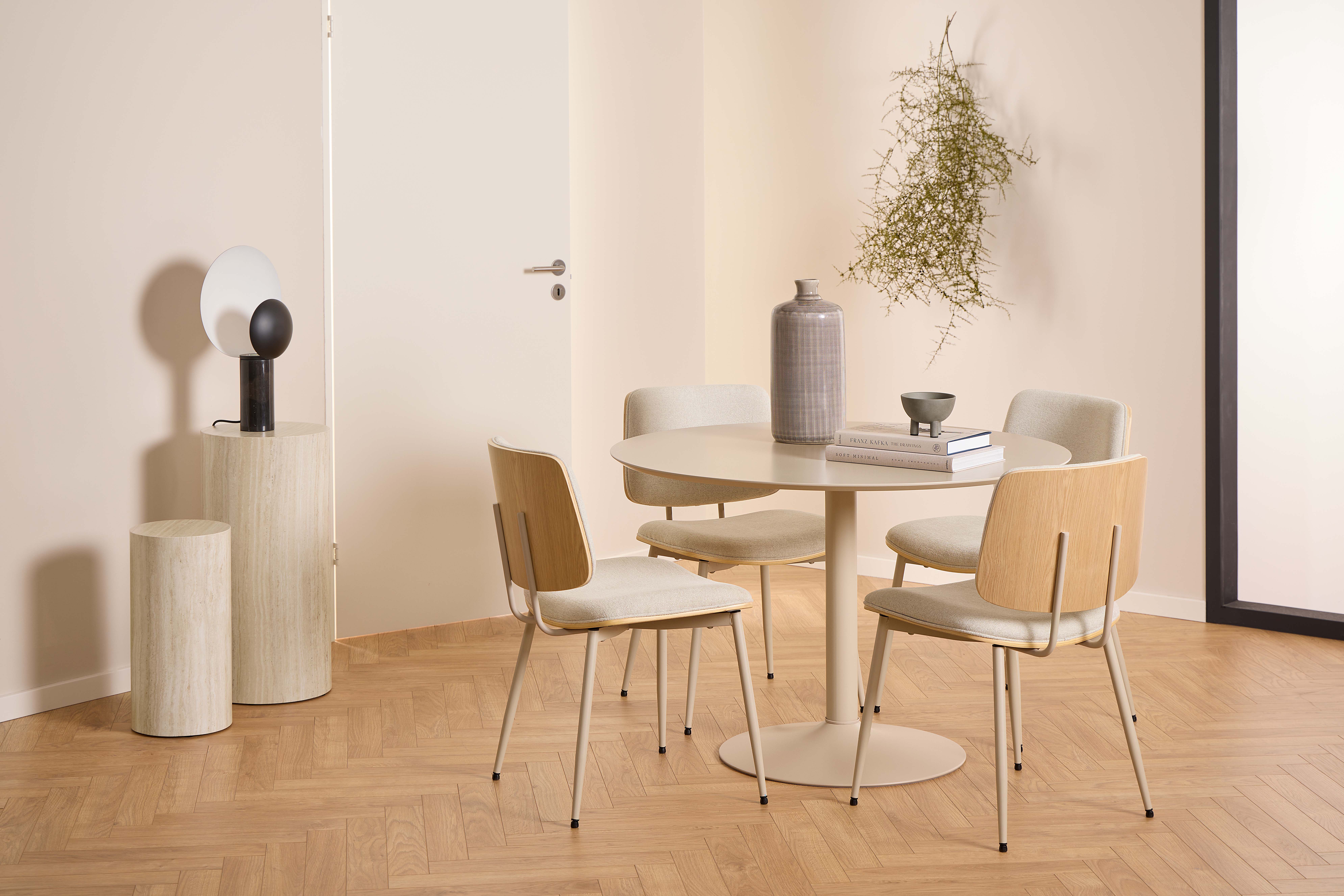 Ronde tafel diam.110cm - beige