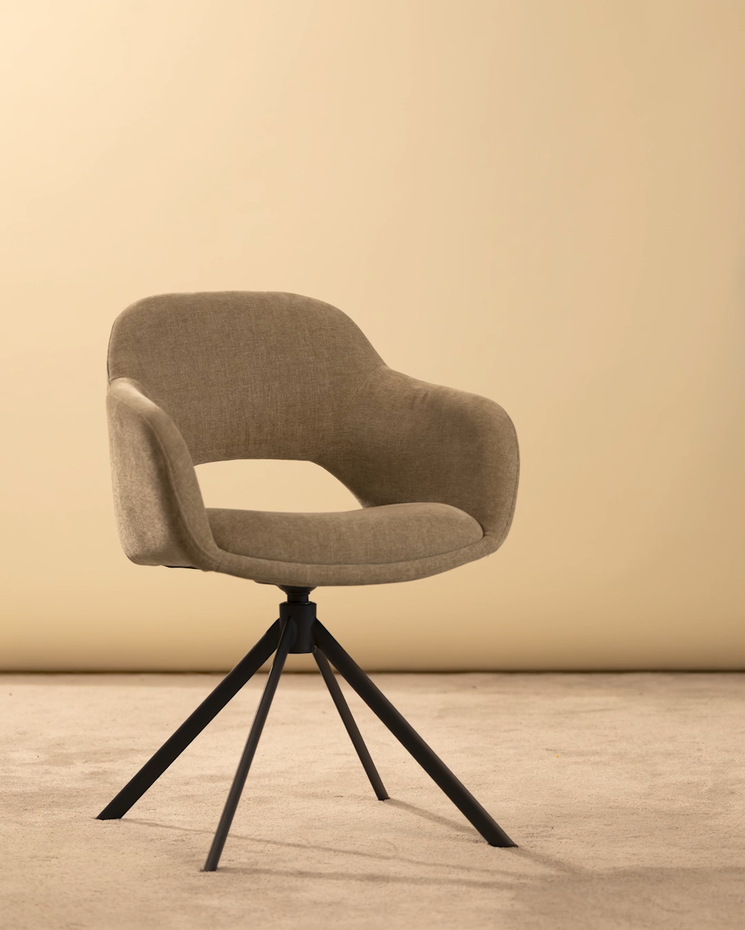 Draaibare kuipstoel met open rug - Sneak ecru