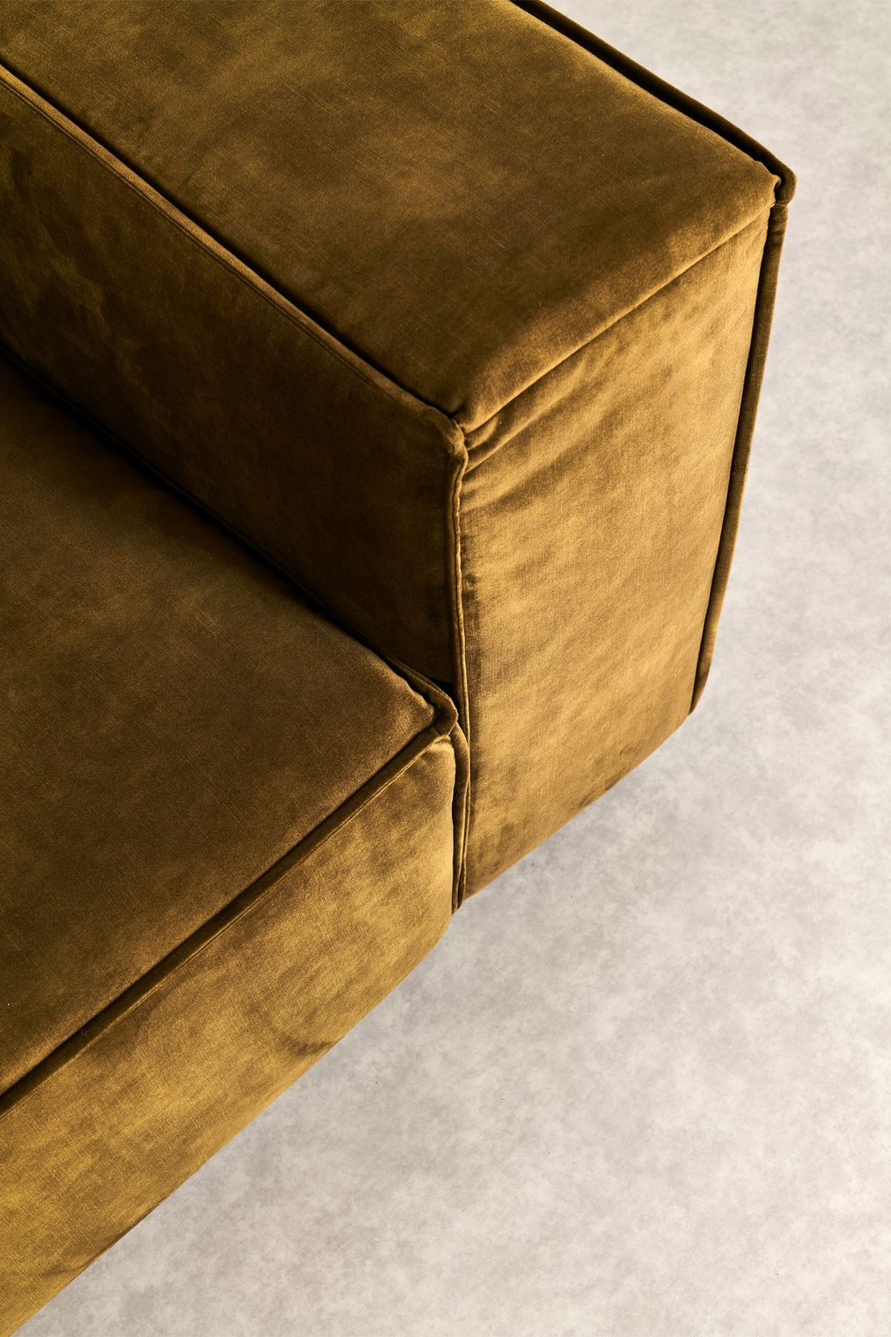 Velvet hoeksalon met longchair (links) - Moss groen