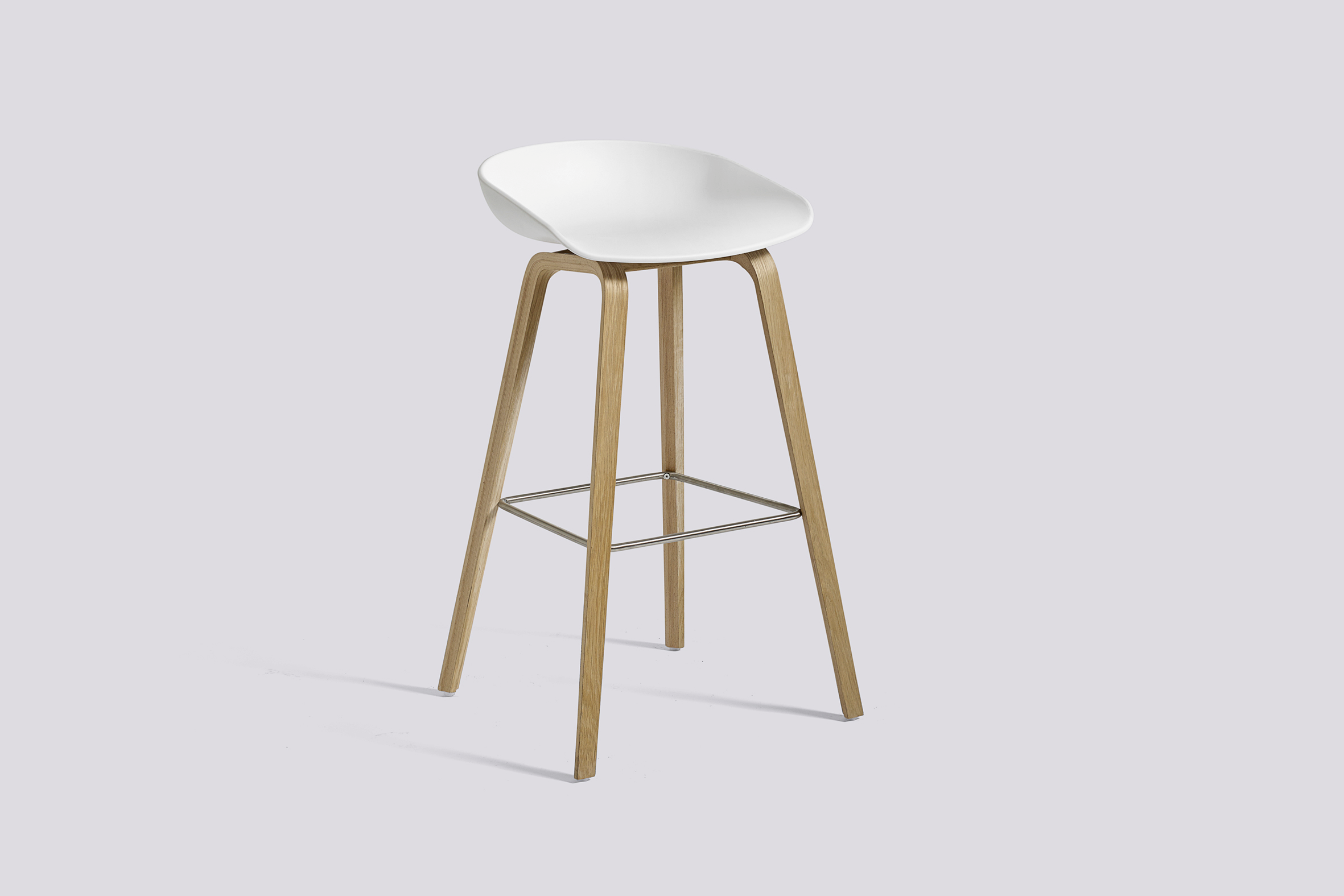 Barstoel AAS 32 wit met eiken poot 74cm