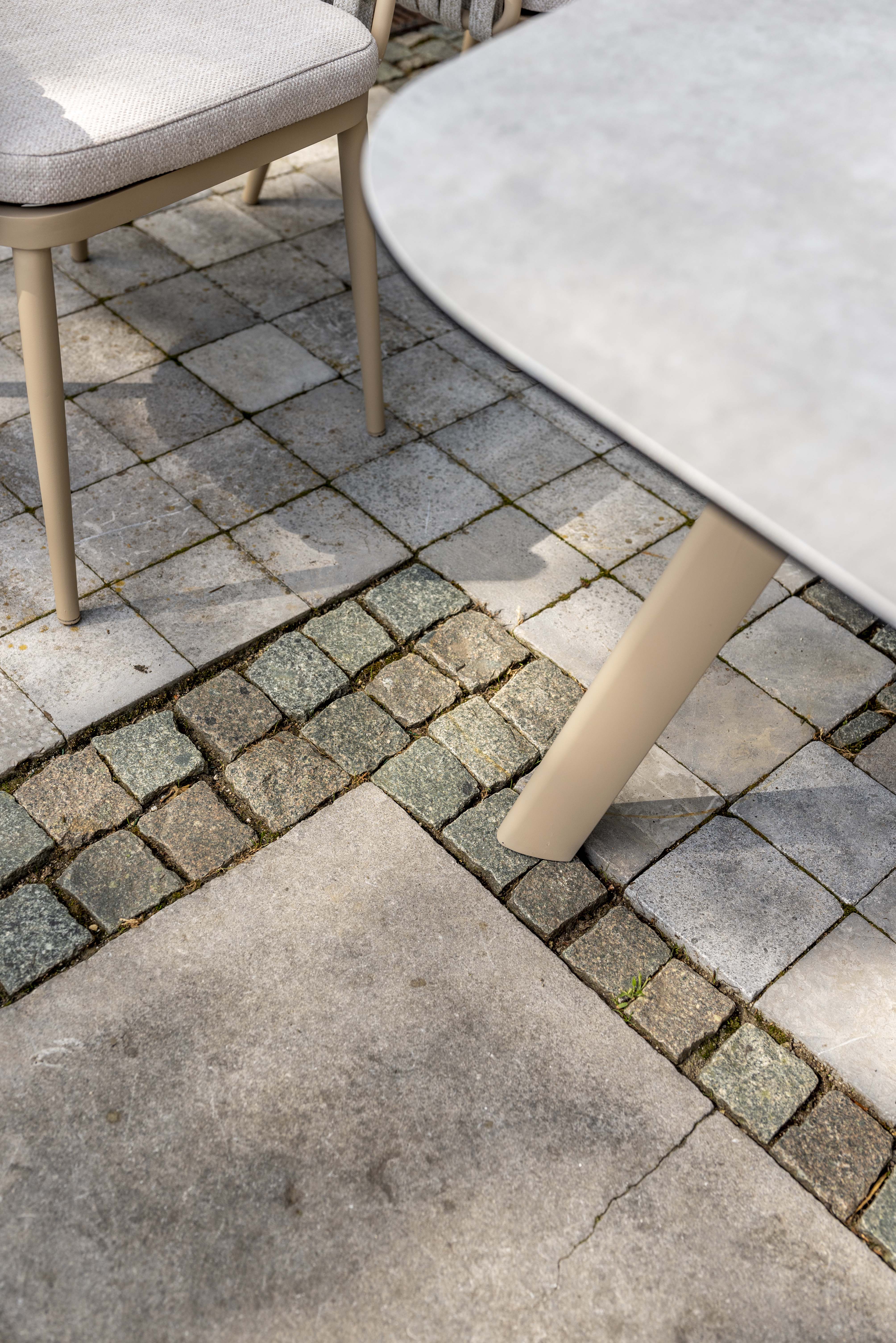 Tuintafel Manolo 240cm - latte